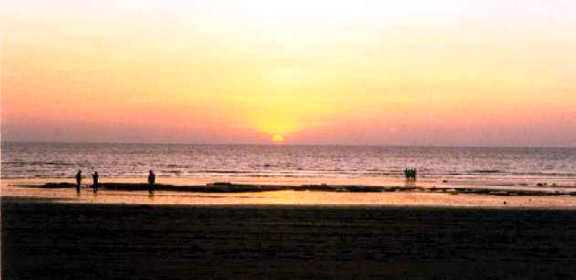 Sunset at Juhu beach, Mumbai